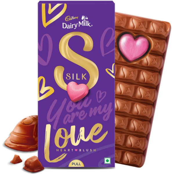 Cadbury Dairy Milk Silk Heart Blush Gift Pack Chocolate Bars (250 g)